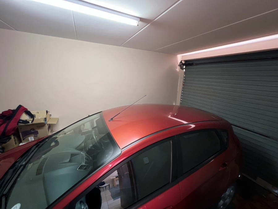 To Let 2 Bedroom Property for Rent in Die Bult North West